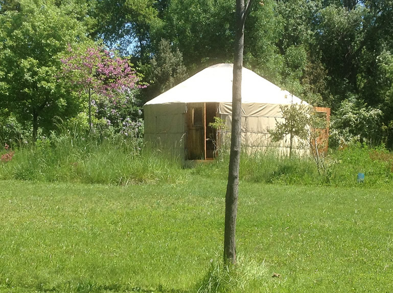 Aux Jardins De Manthes Hébergement Sous Yourte Et Tipi